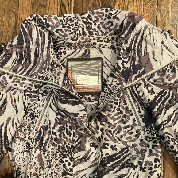 Grey animal Print spring Jacket - Picture 4 of 5
